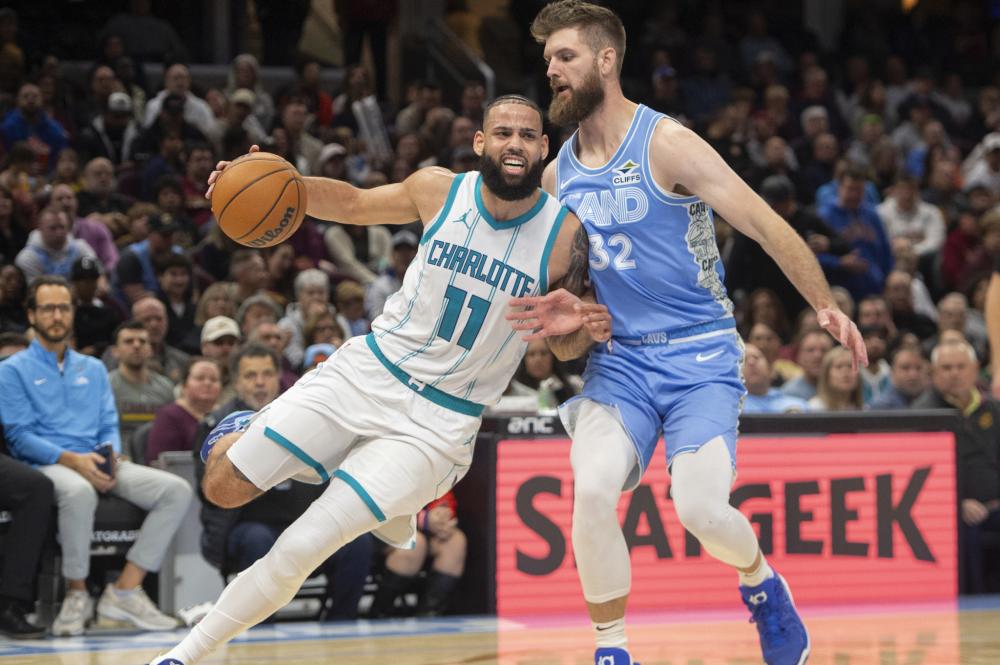 在客场以 在客场以