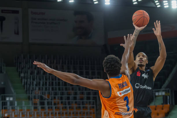 无论他未来 无论他未来