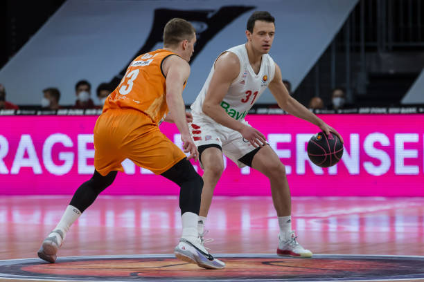 了她的多才 了她的多才